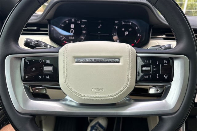 2025 Land Rover Range Rover SE photo 20