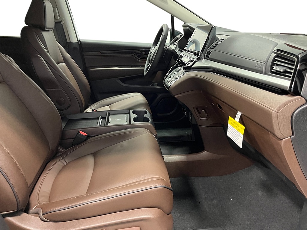 2026 Honda Odyssey Touring photo 27