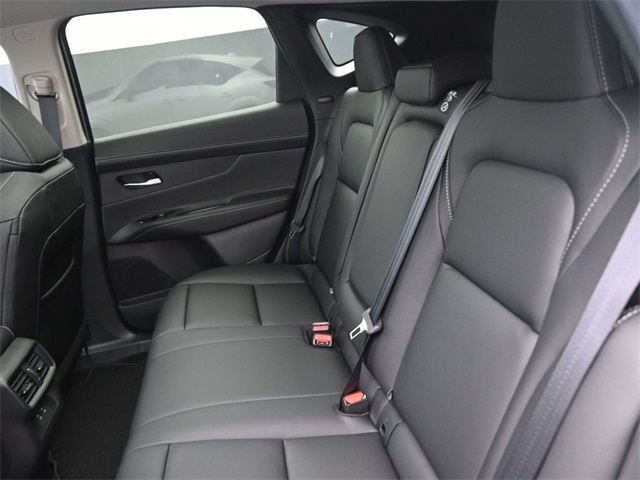 2025 Nissan Murano SL photo 11