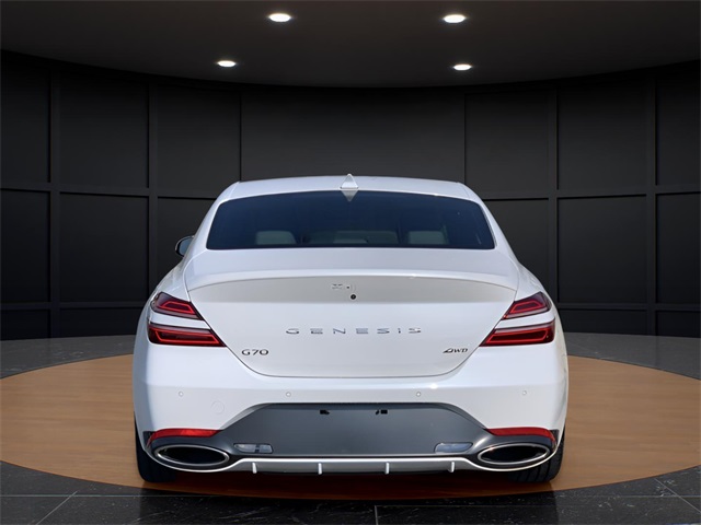 2025 Genesis G70 2.5T photo 4