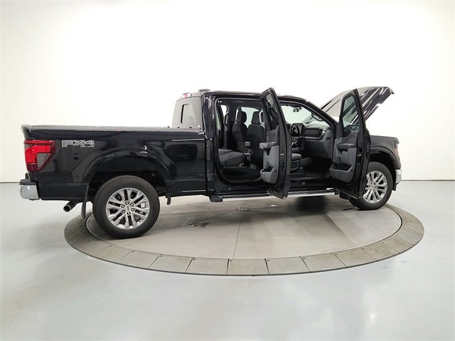 2024 Ford F-150 XLT photo 14