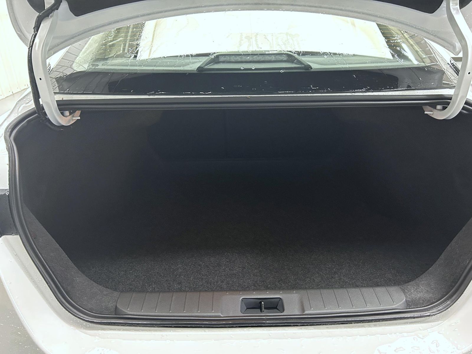 2025 Nissan Sentra S photo 12