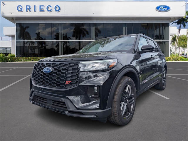 2026 Ford Explorer ST photo 2