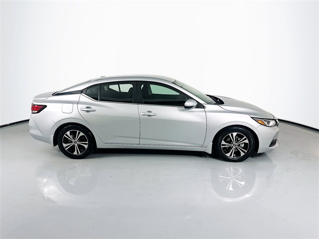 2022 Nissan Sentra SV photo 9