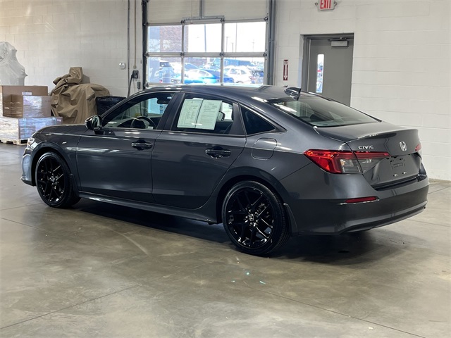 2023 Honda Civic Sport photo 4