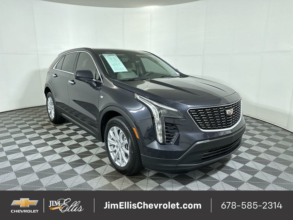 2023 Cadillac XT4 Luxury's photo