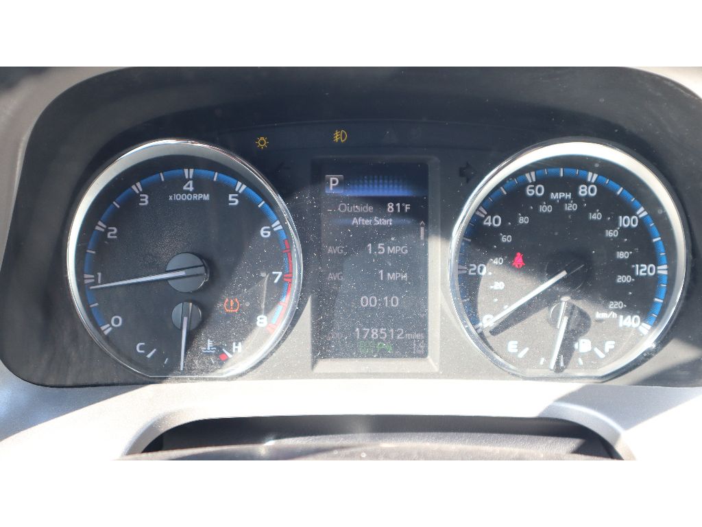 2016 Toyota RAV4 Limited photo 14