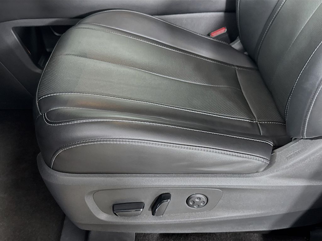 2023 Infiniti QX60 Luxe photo 20