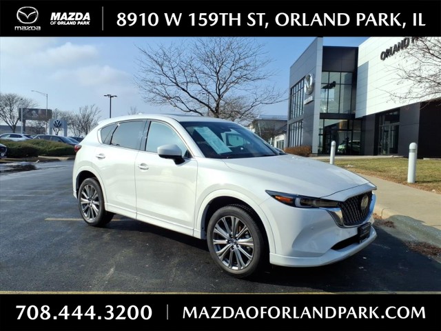 2025 Mazda CX-5 Signature's photo