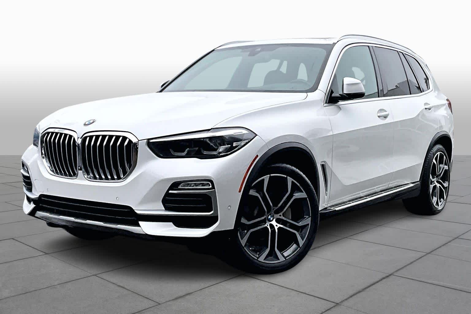 2021 BMW X5 40i's photo