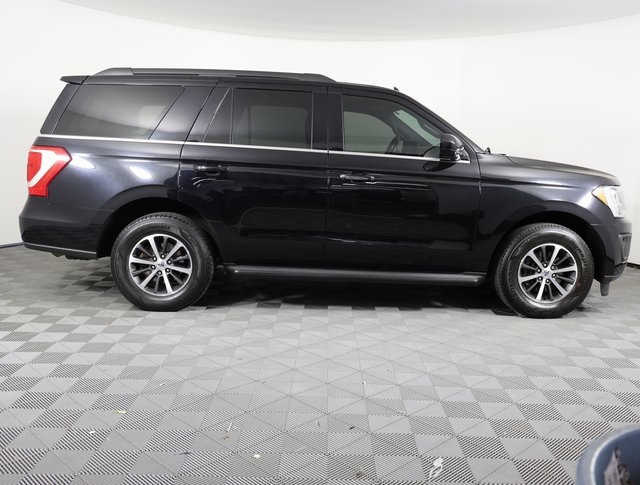 2021 Ford Expedition XLT photo 3