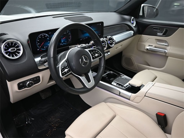 2020 Mercedes Benz GLB 250 photo 4
