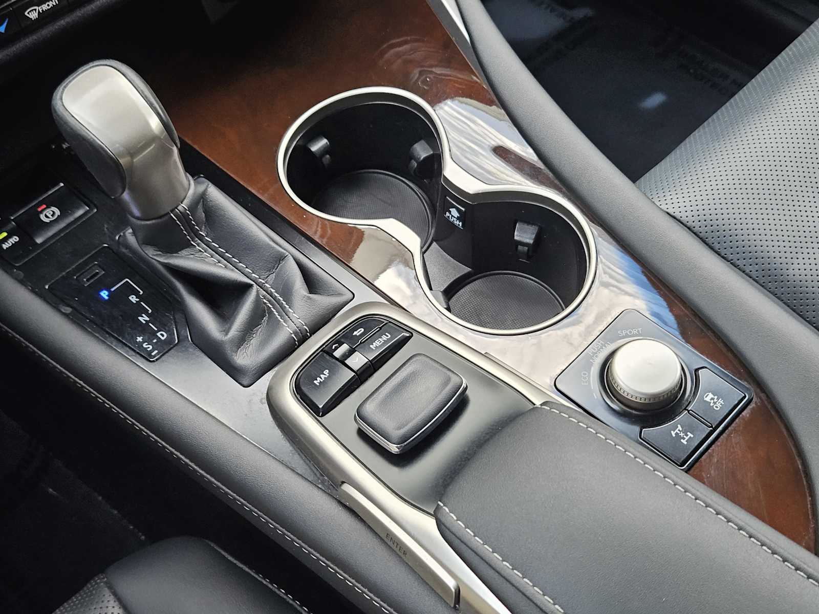 2017 Lexus RX photo 13