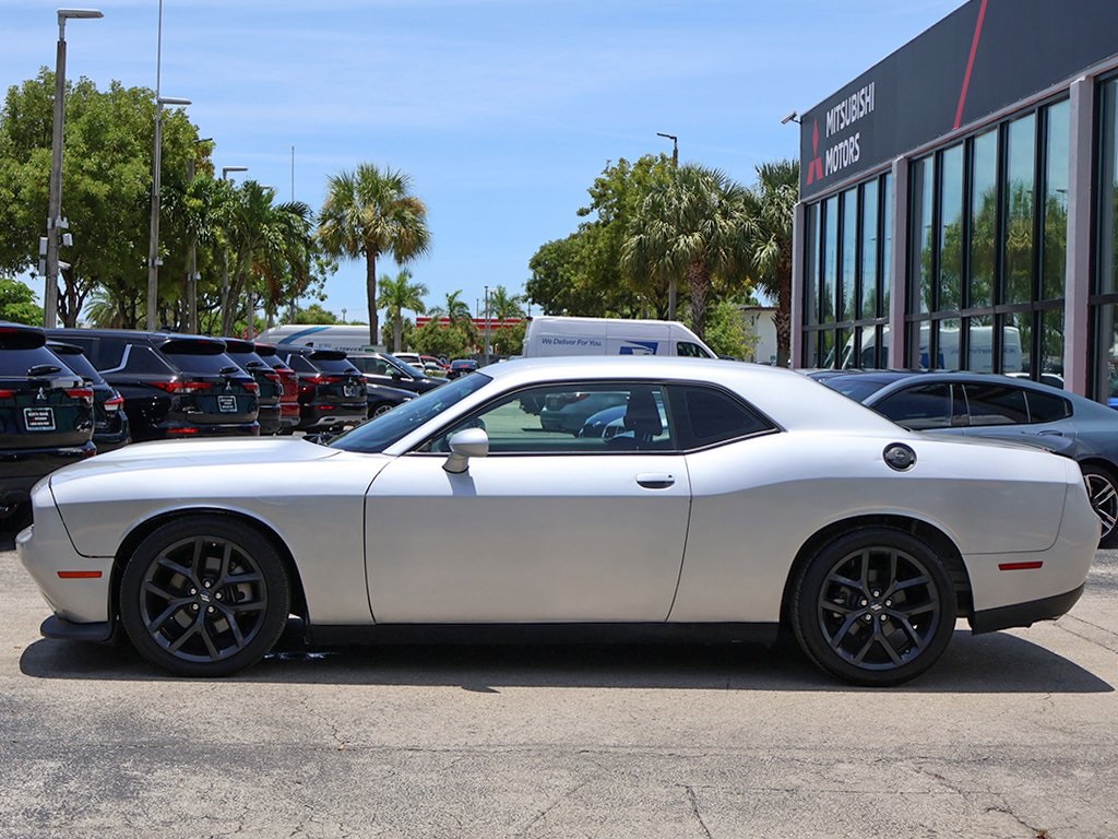 2022 Dodge Challenger R/T photo 7
