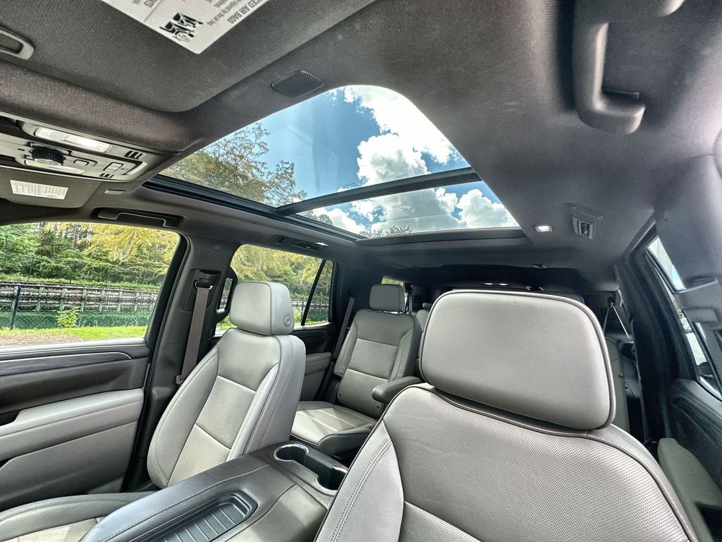 2023 Gmc Yukon SLT photo 19