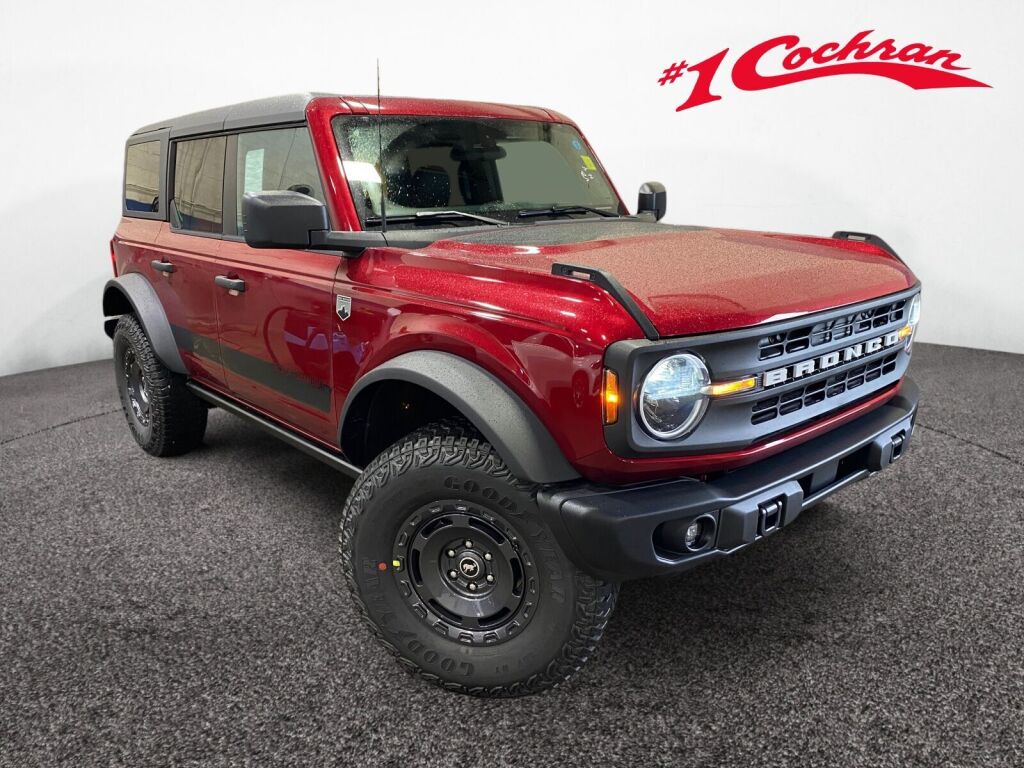 2025 Ford Bronco 4-Door Big Bend's photo