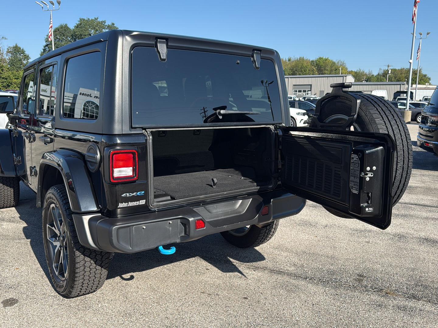 2024 Jeep Wrangler 4xe Sport S photo 9