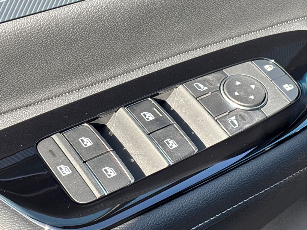 2025 Nissan Murano SL photo 11