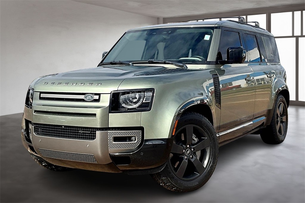 2022 Land Rover Defender X-Dynamic HSE's photo