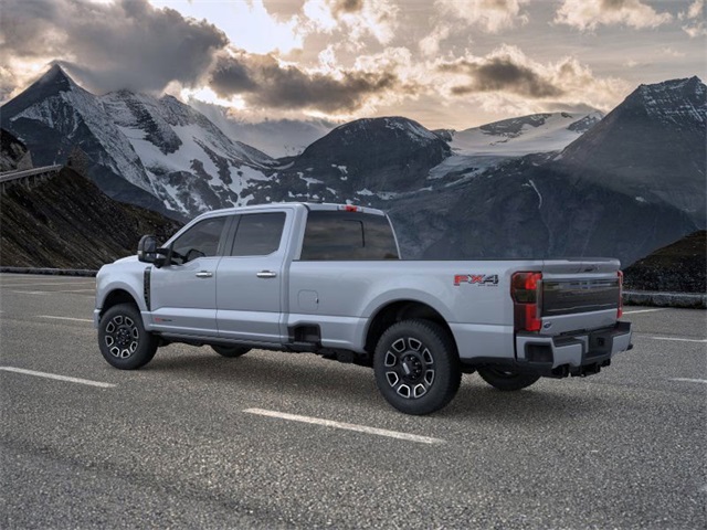2026 Ford F-350 photo 3