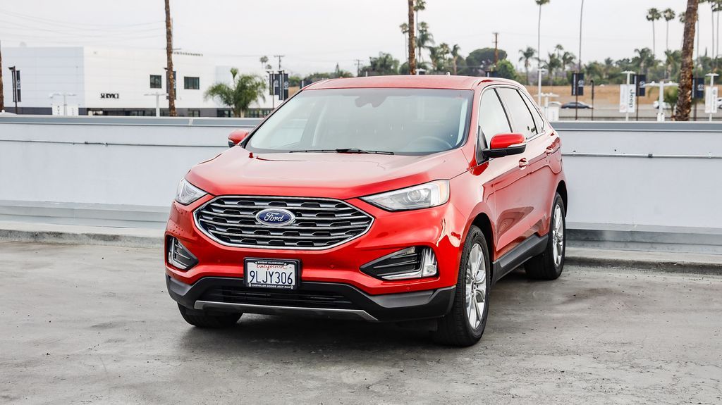 2024 Ford Edge Titanium photo 4