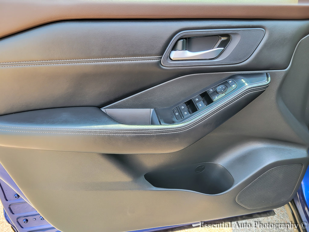 2023 NISSAN ROGUE - Image 18