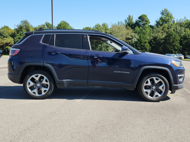2018 Jeep Compass Limited photo 2
