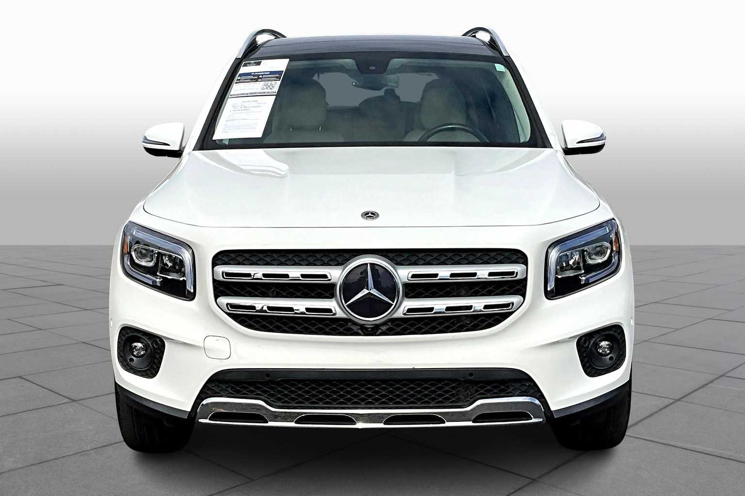 2021 Mercedes Benz GLB 250 4MATIC photo 3