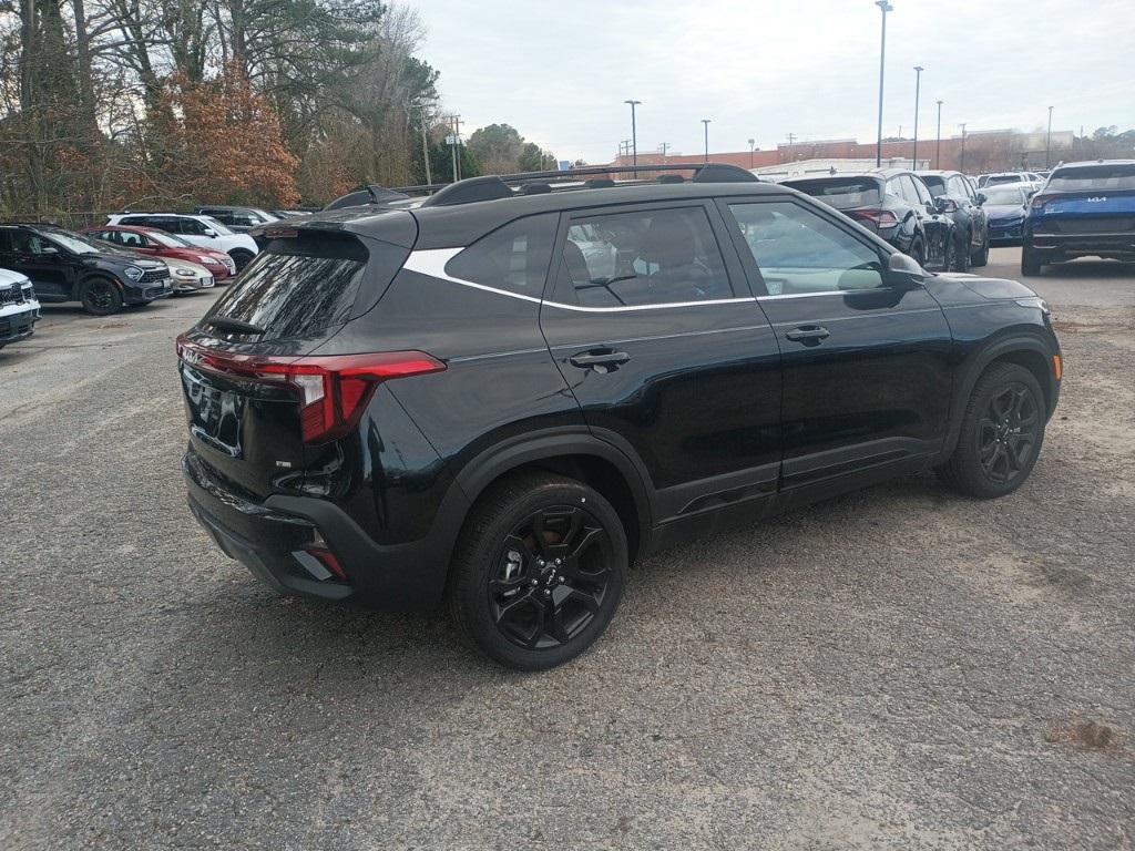 2024 Kia Seltos X-Line photo 5