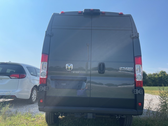 2026 Ram ProMaster 2500 photo 2