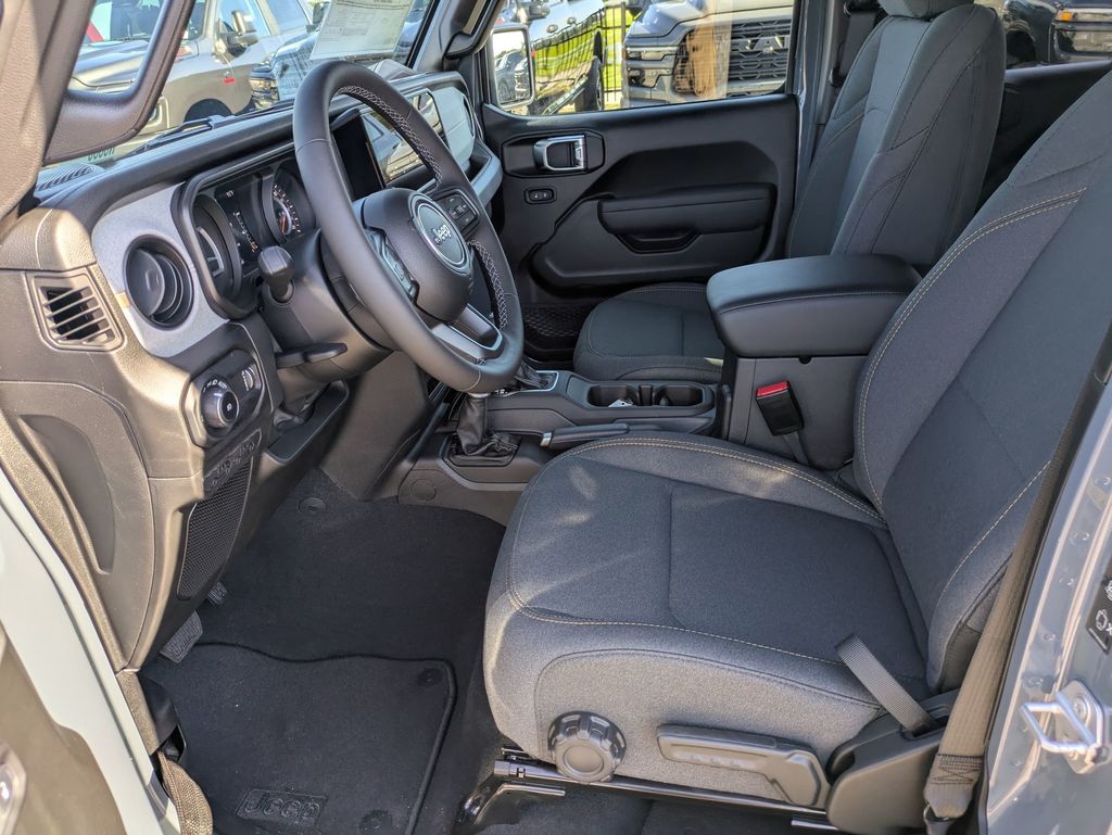 2025 Jeep Wrangler Sport S photo 10