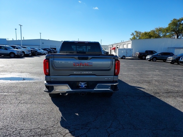 2019 Gmc Sierra SLT photo 3