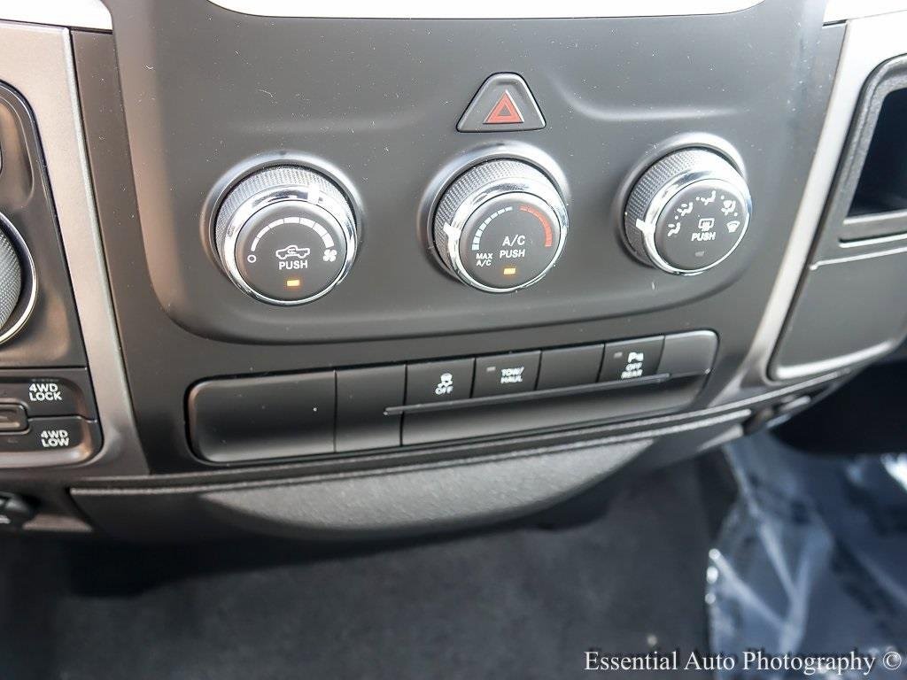 2024 RAM 1500 - Image 15