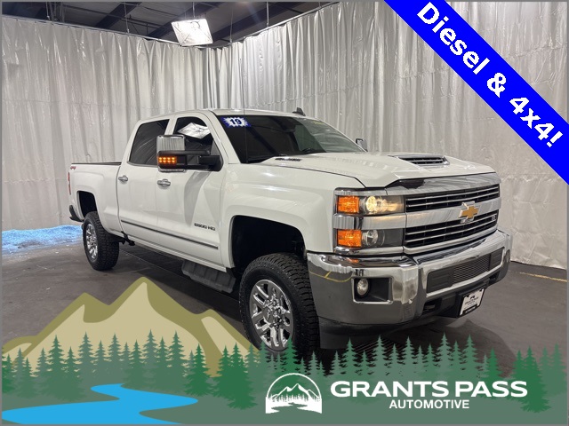 2019 Chevrolet Silverado 2500HD LTZ's photo