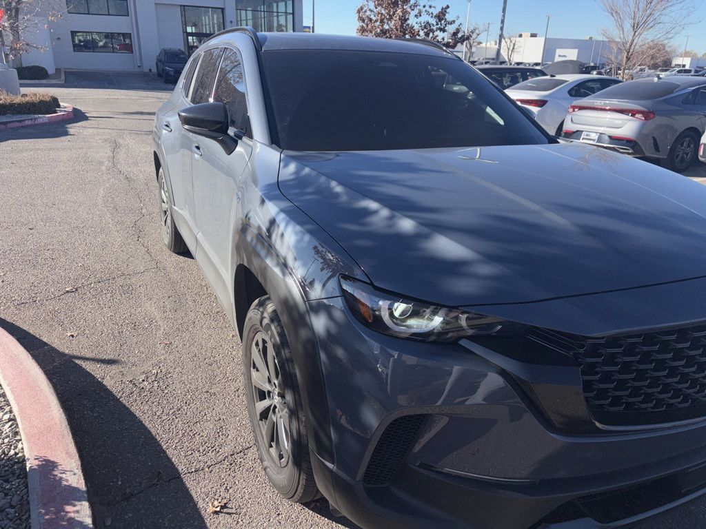 2025 Mazda CX-50 Premium's photo