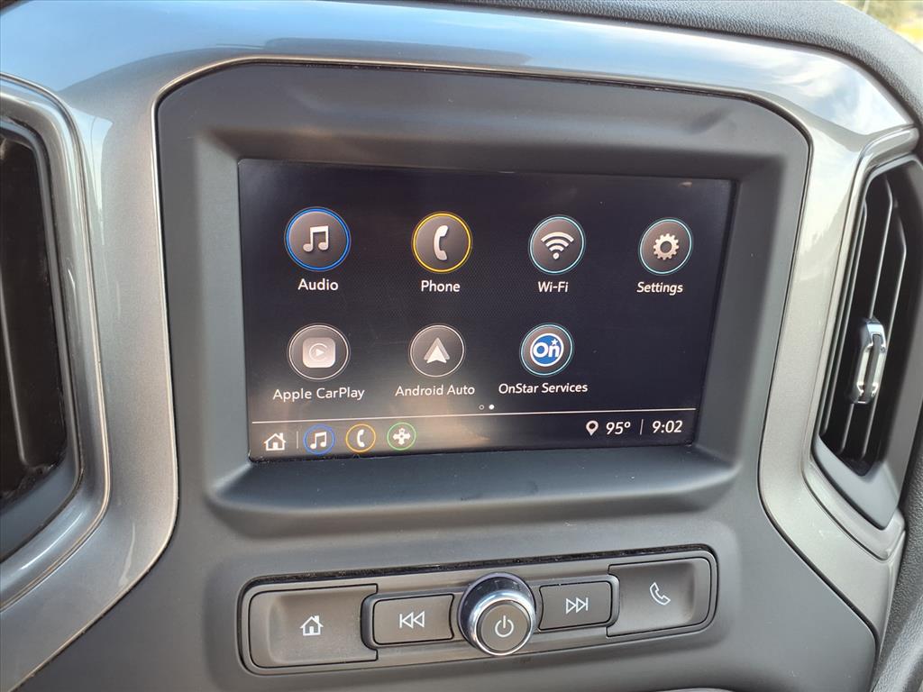 2024 Chevrolet Silverado 1500 photo 3