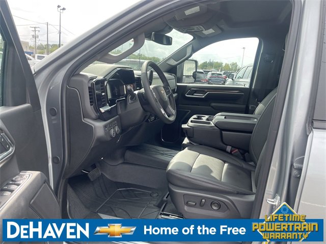 2026 Chevrolet Silverado 3500HD LT photo 18