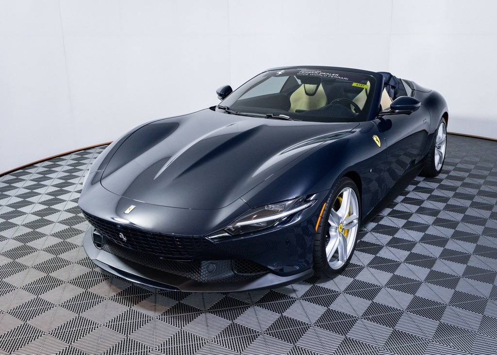 2024 Ferrari Roma Base photo 16
