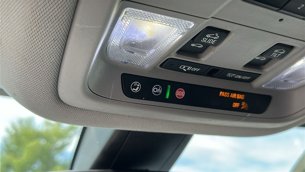 2020 Gmc Acadia SLT photo 18