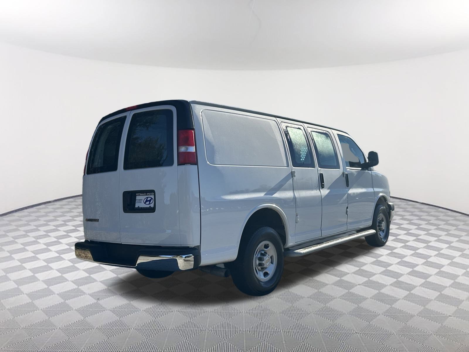2024 Chevrolet Express Cargo Work Van photo 4