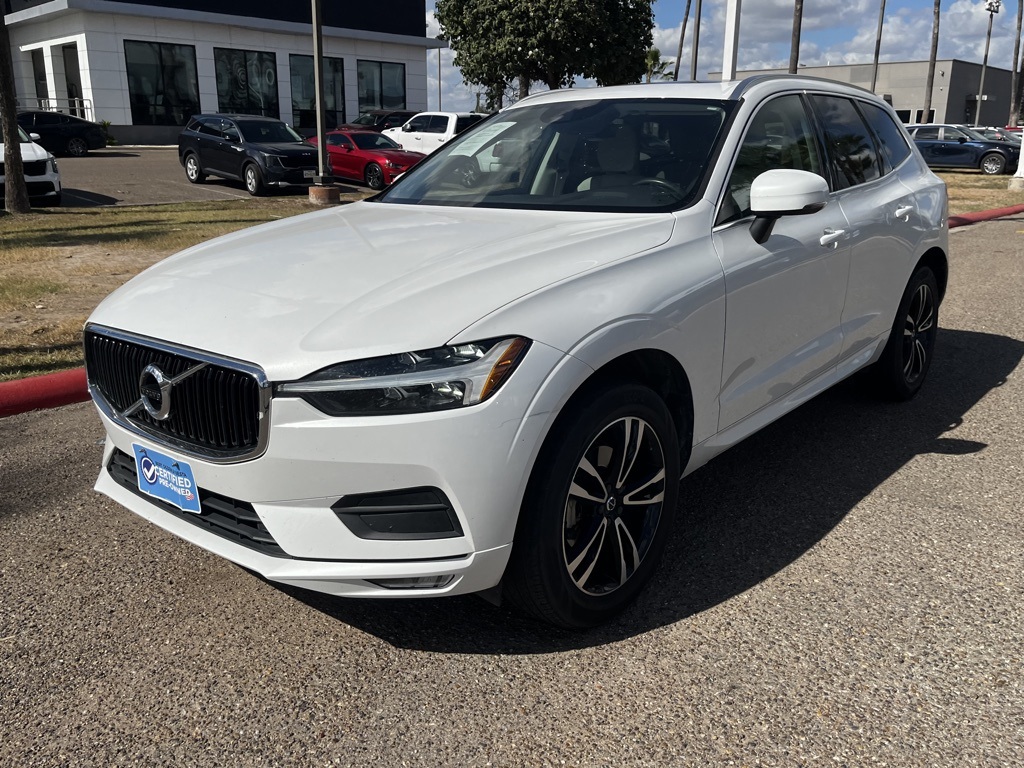 2021 Volvo XC60 T5 Momentum photo 2