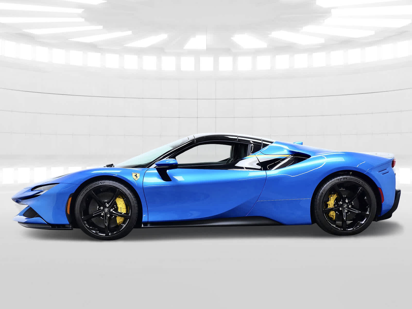 2023 Ferrari SF90 Spider photo 2