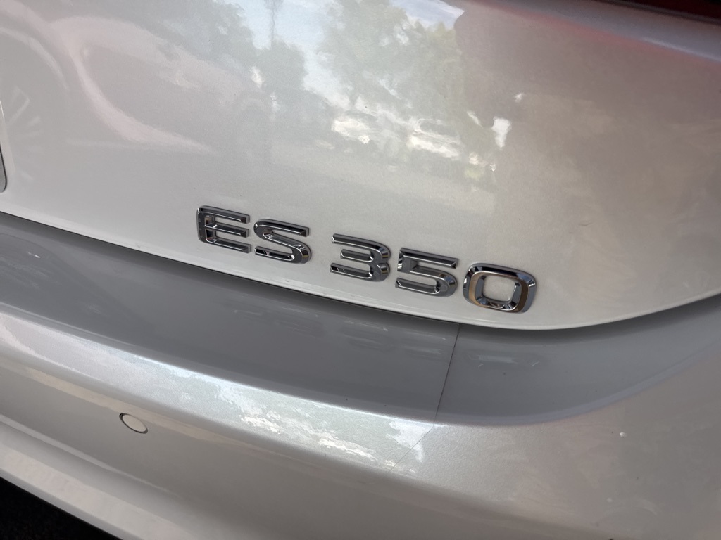 2024 Lexus ES 350 Premium photo 6