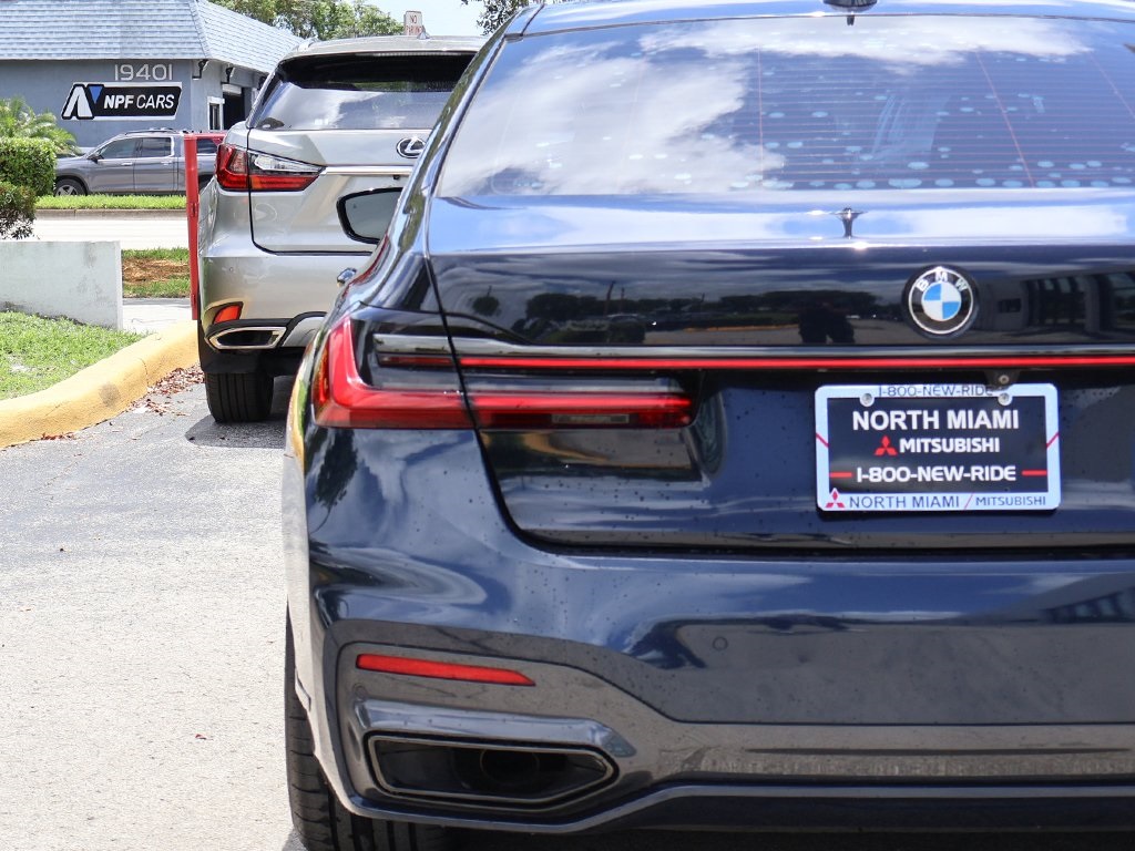 2020 Bmw 740i xDrive Sedan photo 11