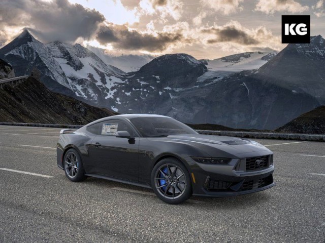2026 Ford Mustang Dark Horse's photo