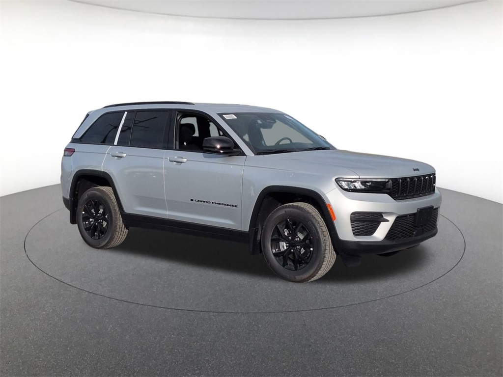 2025 Jeep Grand Cherokee Altitude's photo