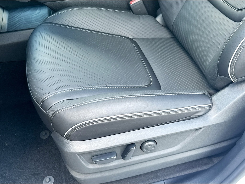 2026 Infiniti QX80 Luxe photo 18