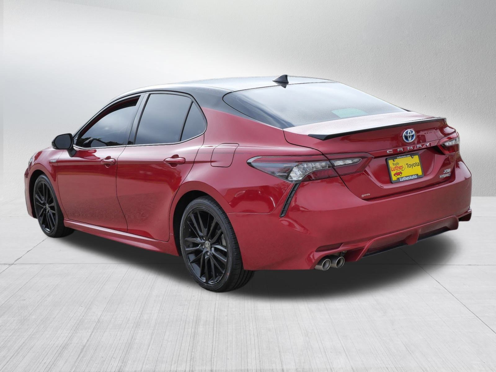 2021 Toyota Camry XSE photo 5