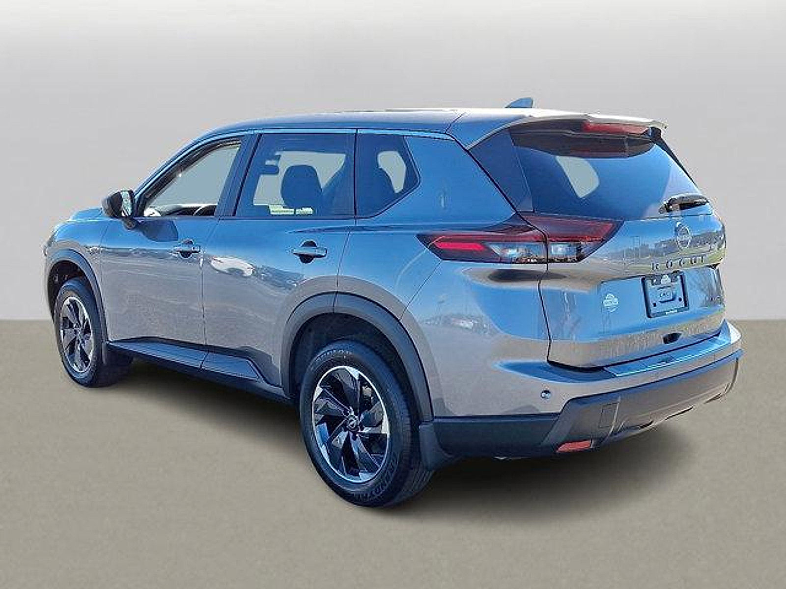 2026 Nissan Rogue SV photo 4