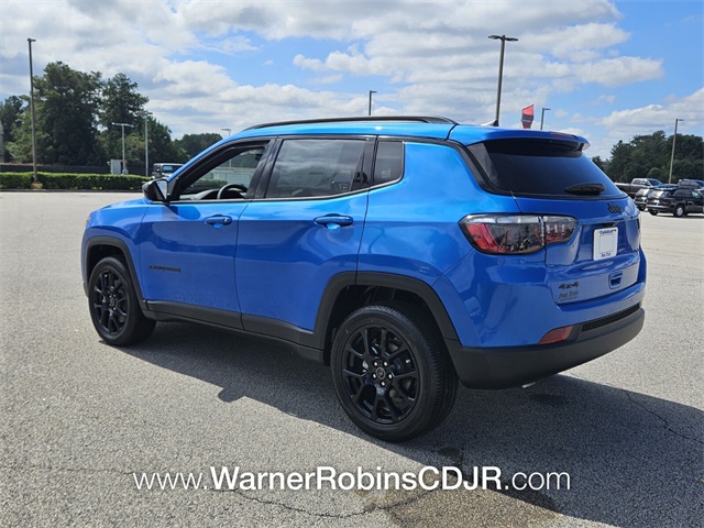 2026 Jeep Compass Latitude Altitude photo 8